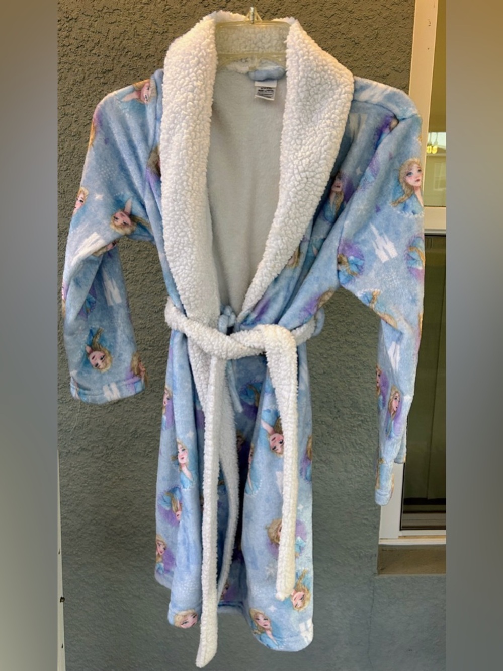 Disney’s Frozen Girl’s Robe Attached Belt Size 10/12 Cozy Plush Sleepwear